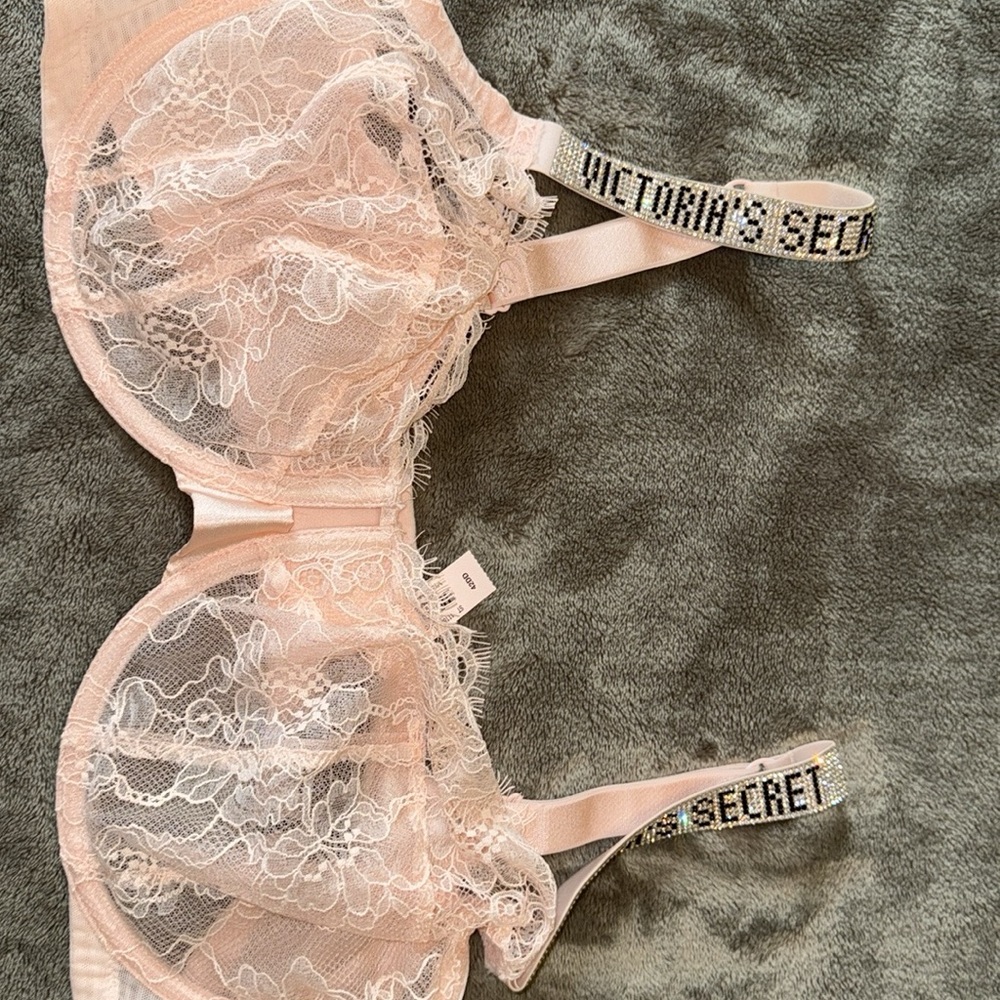 VS Bra 42DD